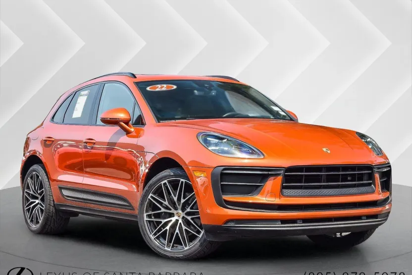 2022 Porsche Macan Base photo 1