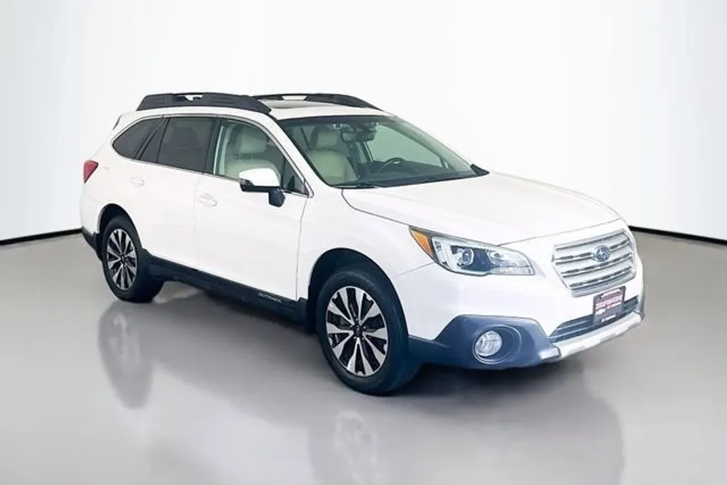 2017 Subaru Outback Limited photo 1
