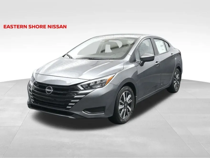 2025 Nissan Versa 1.6 SV photo 1