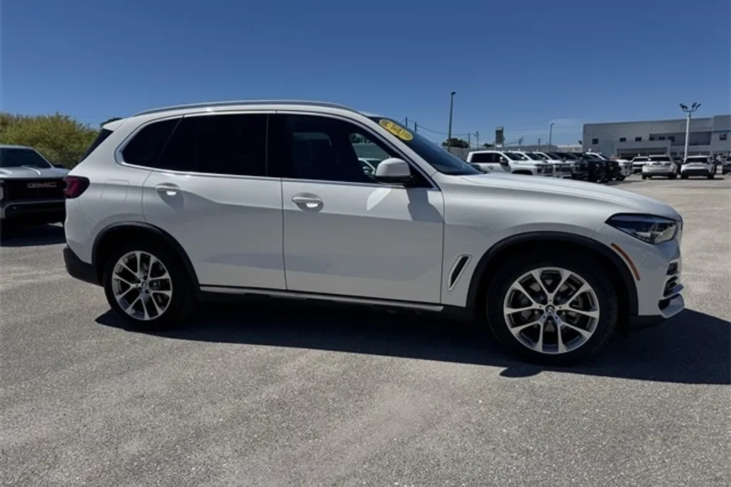 2022 Bmw X5 xDrive40i photo 1