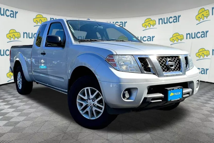 2017 Nissan Frontier SV photo 1
