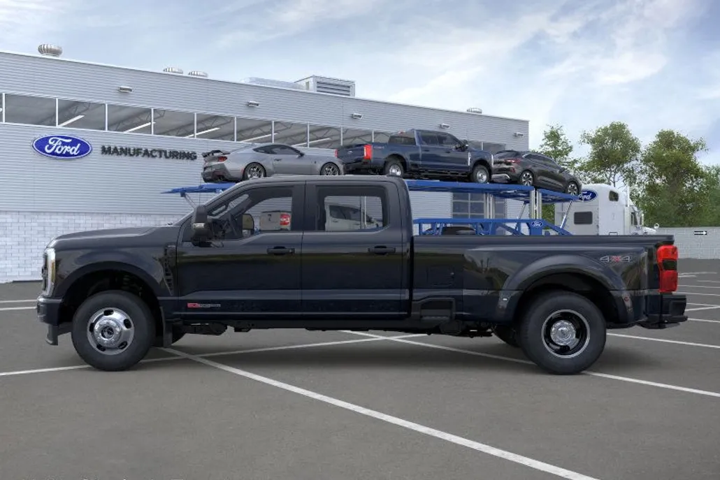 2026 Ford F-350 XL photo 1