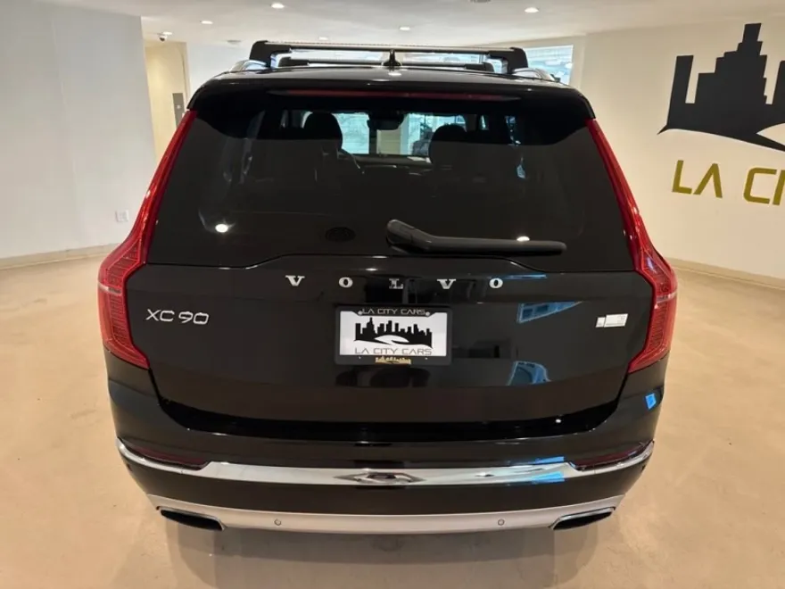 2021 Volvo XC90 Recharge T8 Inscription photo 1