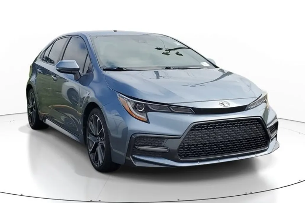 2021 Toyota Corolla SE photo 1