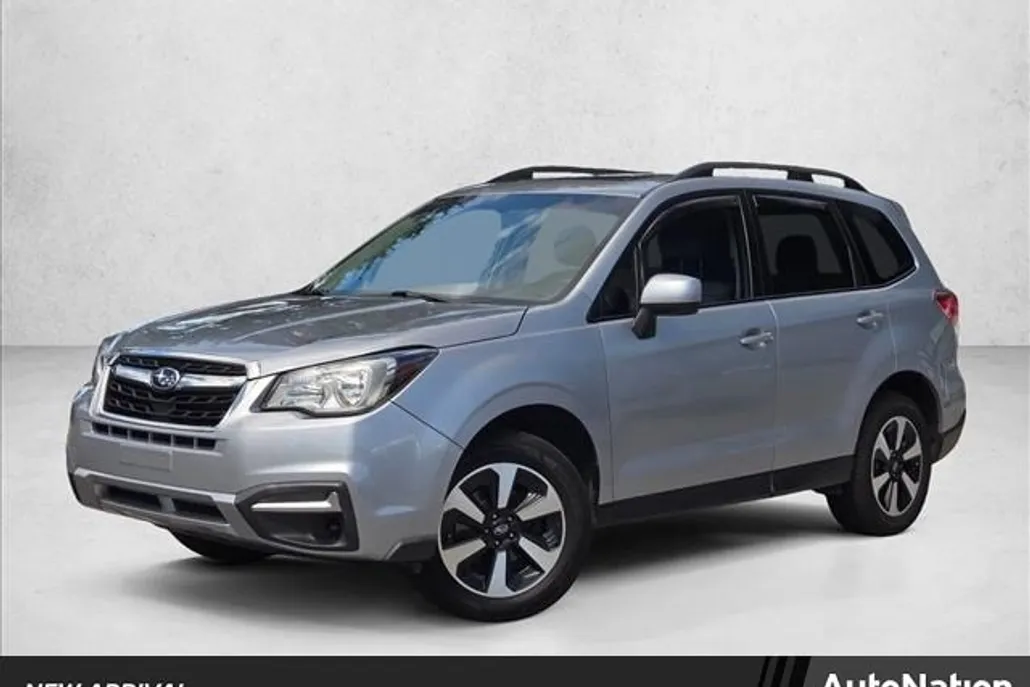 2018 Subaru Forester 2.5i Premium photo 1