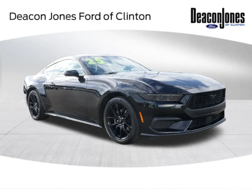 2025 Ford Mustang EcoBoost photo 1