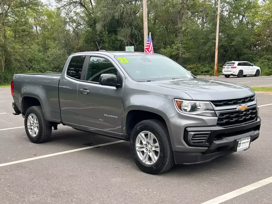 2021 Chevrolet Colorado LT photo 1