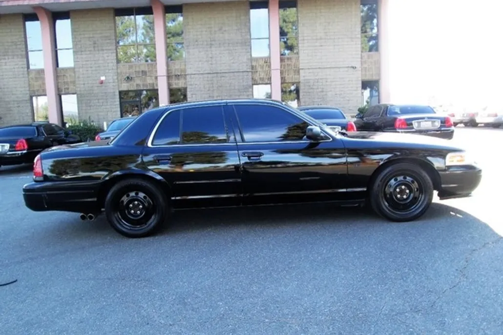 2006 Ford Crown Victoria Police Interceptor photo 1