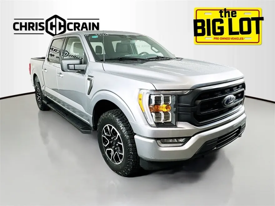 2023 Ford F-150 XLT photo 1