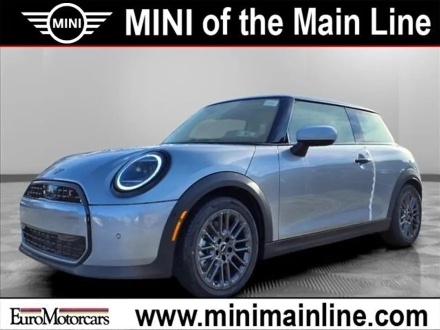 2025 Mini Cooper 2 Door Hardtop Signature photo 1