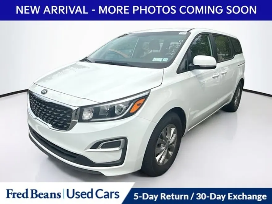2019 Kia Sedona L photo 1