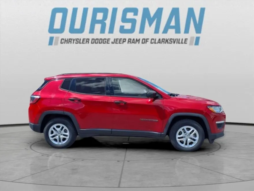 2018 Jeep Compass Sport photo 1