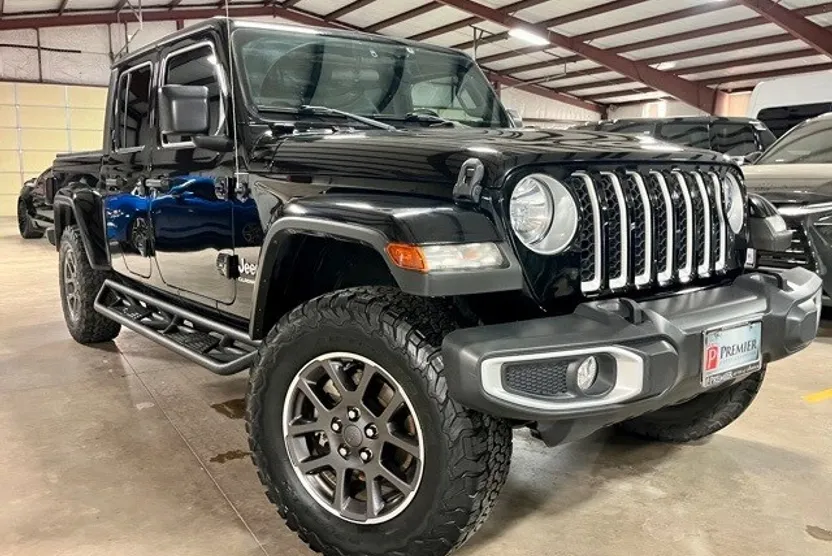 2021 Jeep Gladiator Overland photo 1