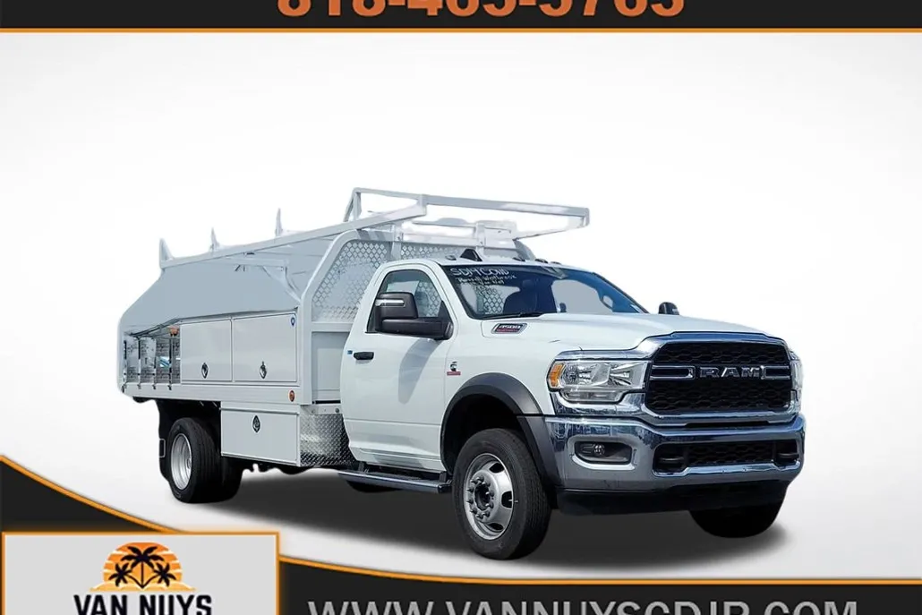 2024 Ram 4500 Tradesman SLT photo 1