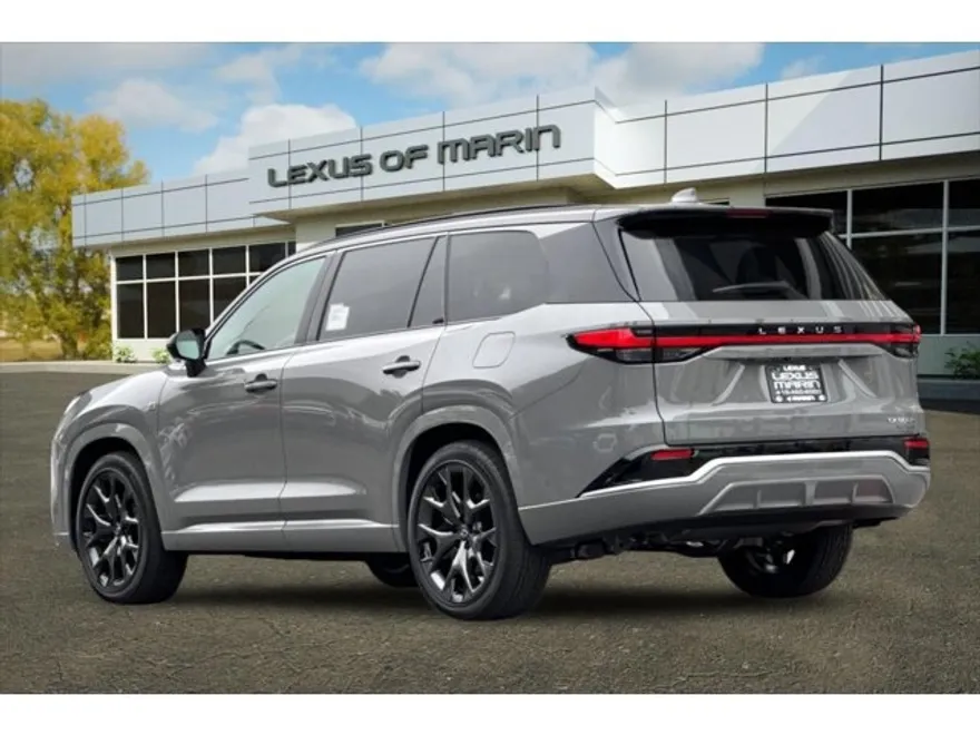 2025 Lexus TX 500h F SPORT Performance Premium photo 1