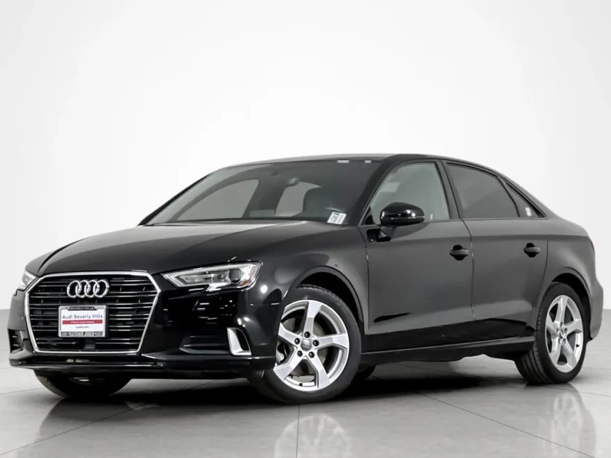 2019 Audi A3 Premium 40 TFSI photo 1