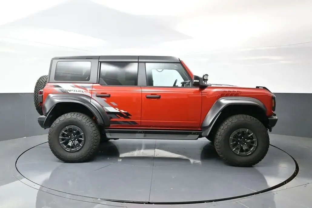 2023 Ford Bronco Raptor photo 1