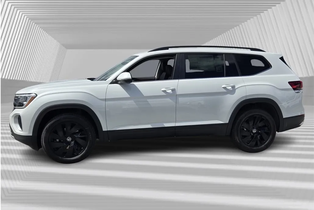 2026 Volkswagen Atlas SE Technology photo 1
