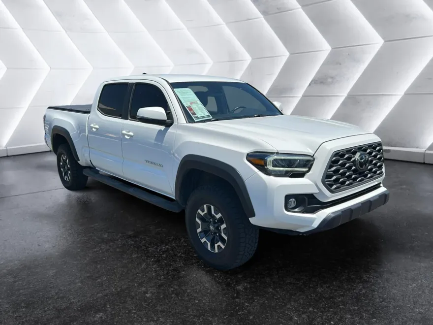2023 Toyota Tacoma TRD Double Cab photo 1