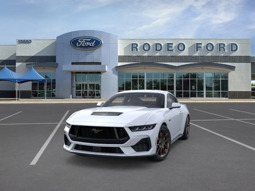 2025 Ford Mustang GT Premium photo 1