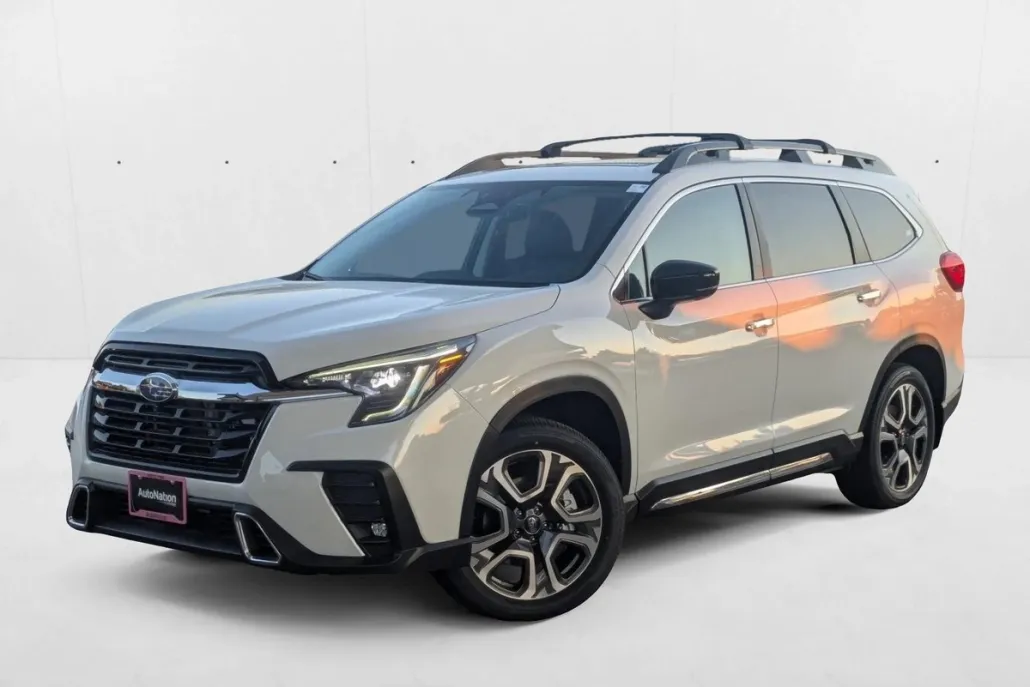 2025 Subaru Ascent Touring photo 1