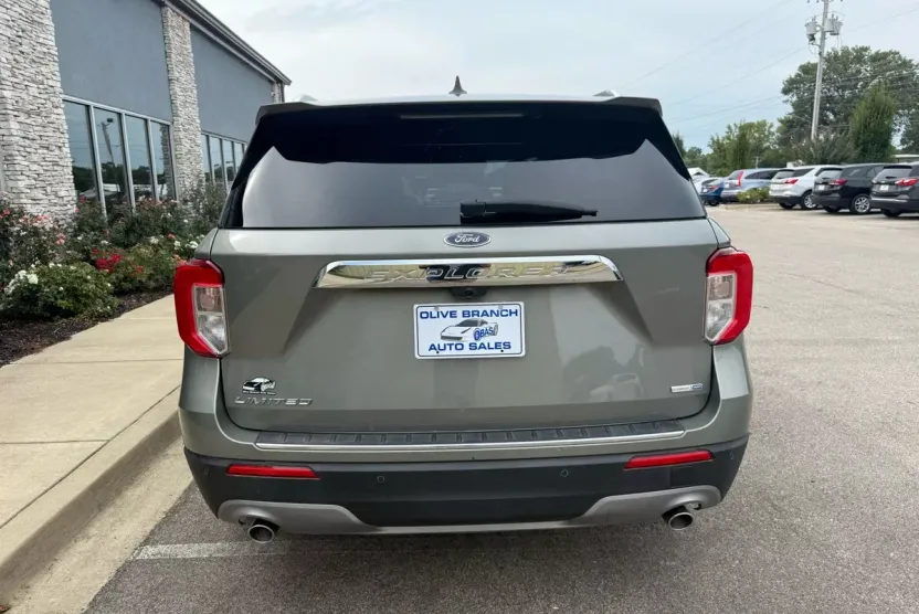 2020 Ford Explorer Limited Sport photo 1