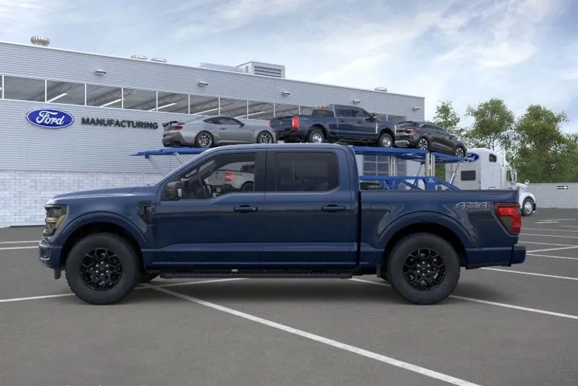 2025 Ford F-150 XLT photo 1