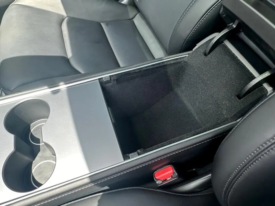 2023 Tesla Model 3 Long Range photo 18