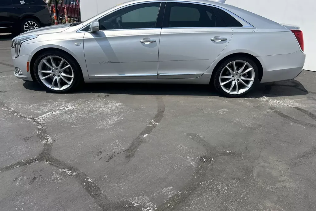 2018 Cadillac XTS Premium Luxury photo 1