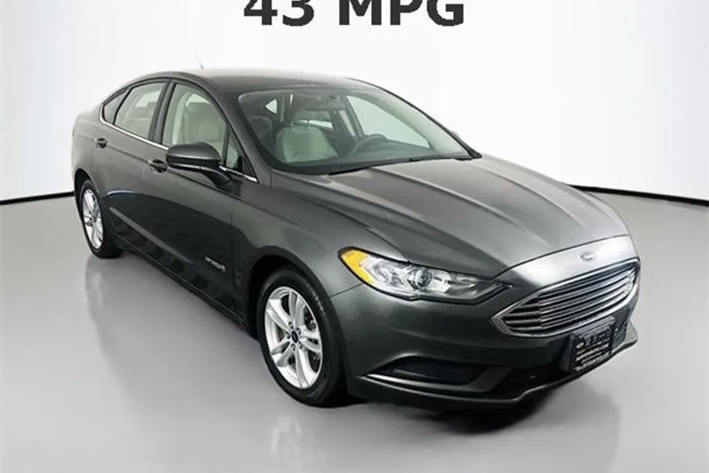 2018 Ford Fusion Hybrid S photo 1