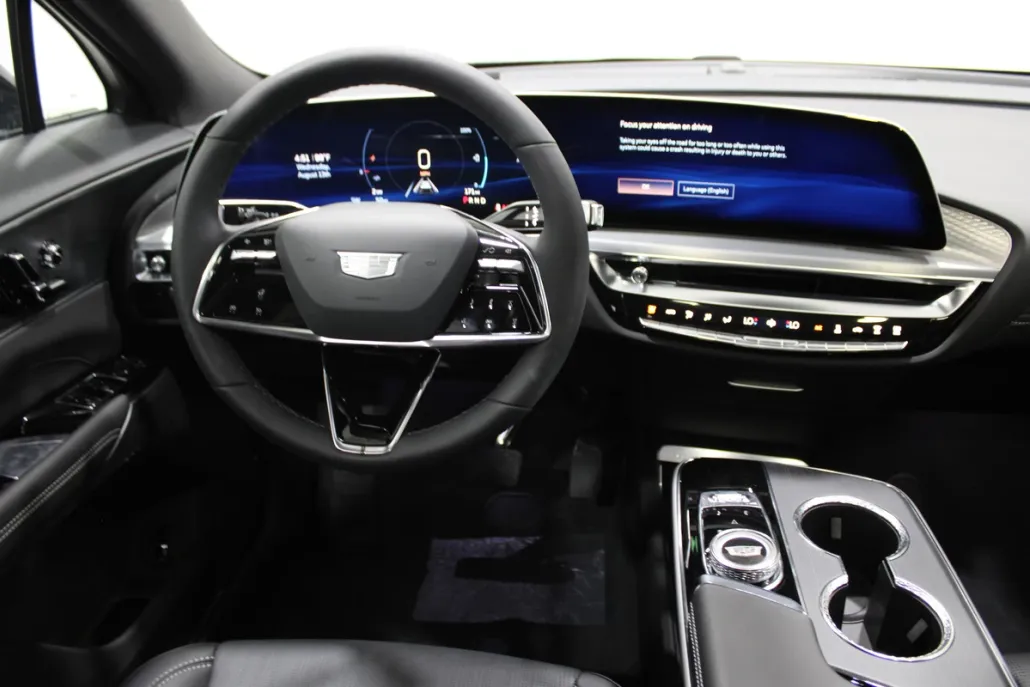 2025 Cadillac Lyriq Sport photo 1