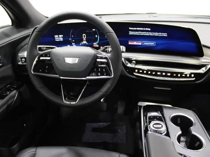 2025 Cadillac Lyriq Sport photo 1