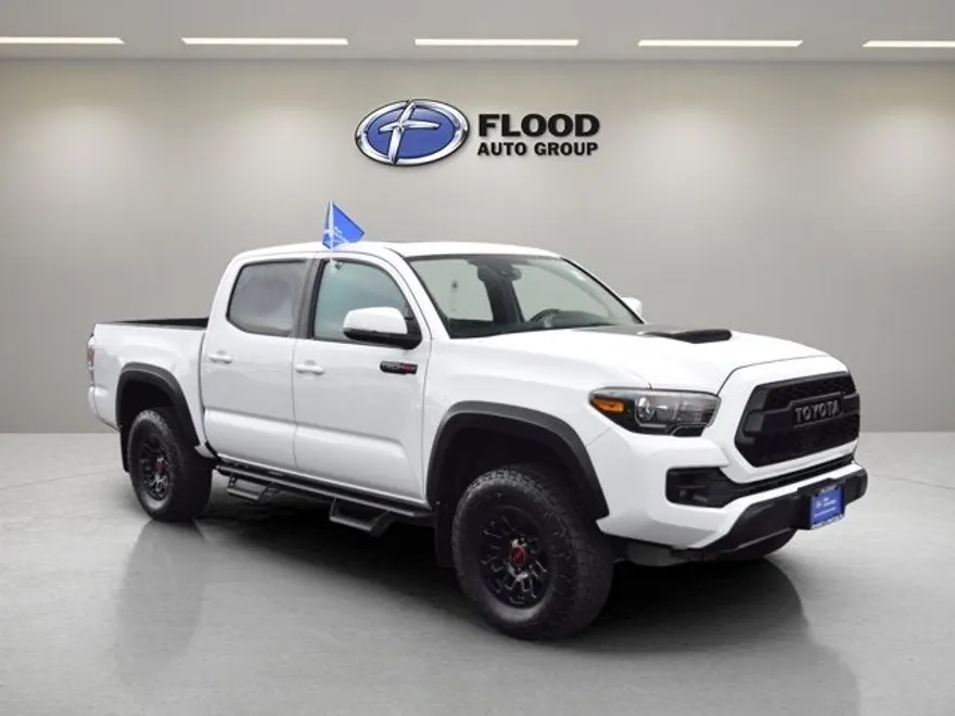 2019 Toyota Tacoma 4x4 TRD Pro photo 1