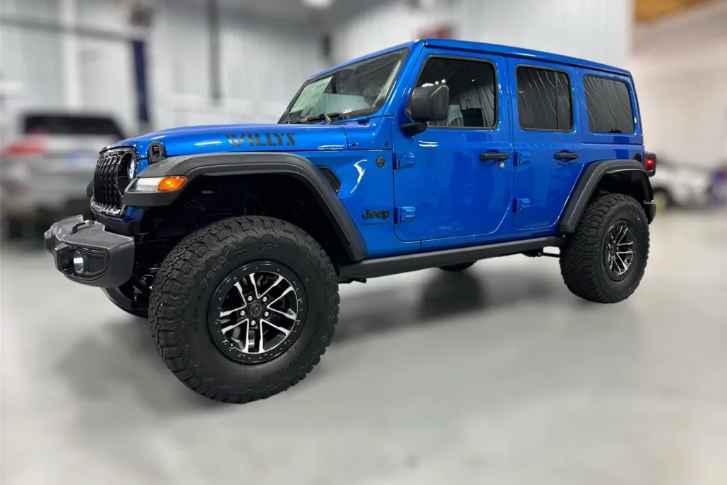 2025 Jeep Wrangler Willys photo 1
