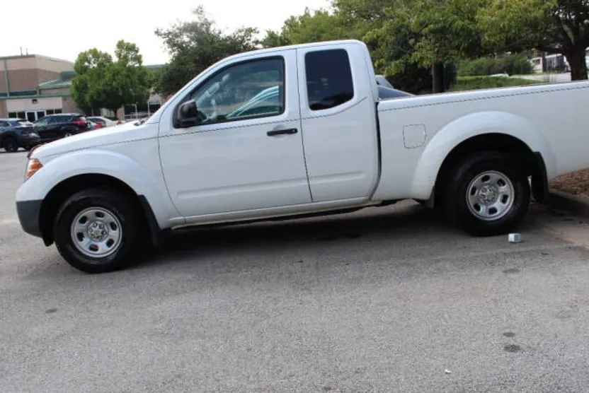 2018 Nissan Frontier S photo 1