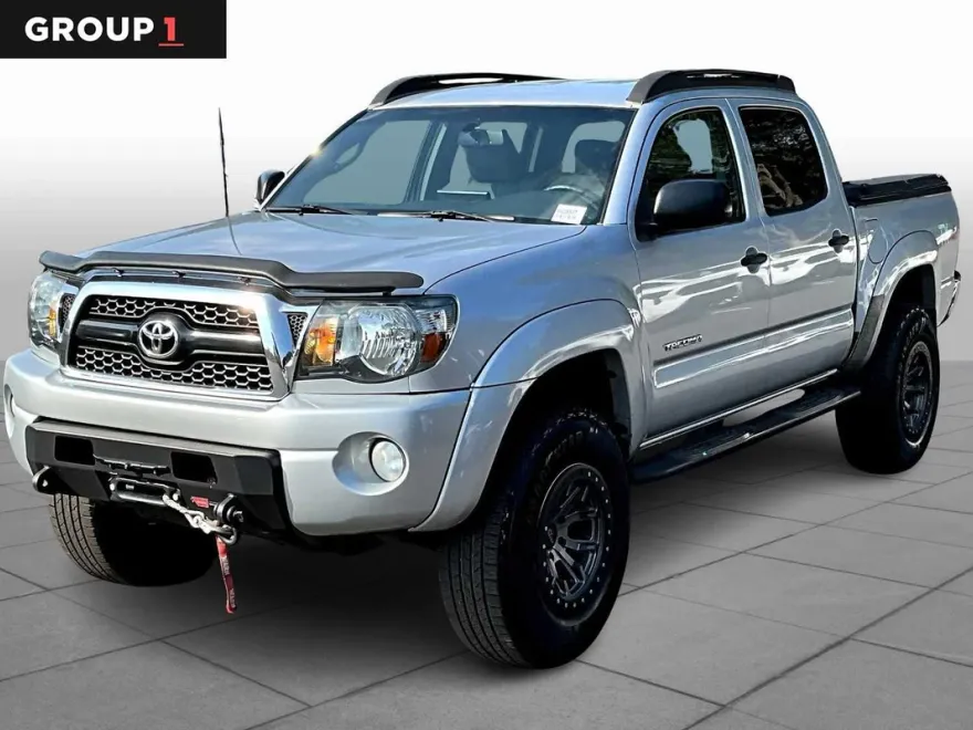 2011 Toyota Tacoma photo 1
