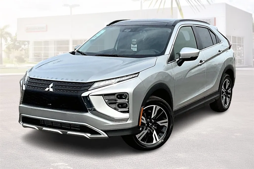 2025 Mitsubishi Eclipse Cross SE photo 1