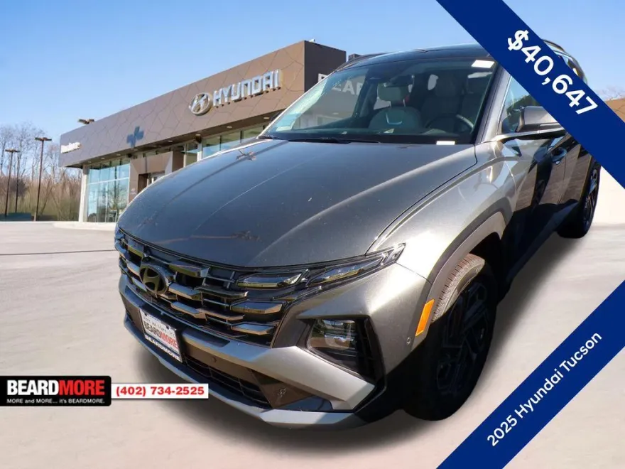 2025 Hyundai Tucson Hybrid Limited photo 1