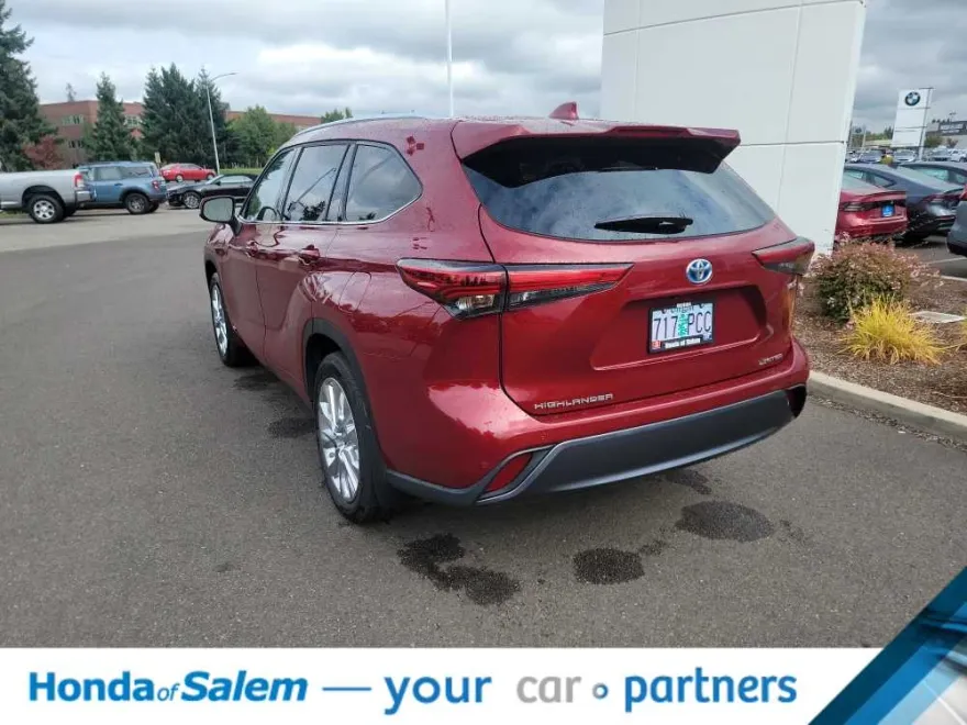 2023 Toyota Highlander Hybrid Limited photo 1