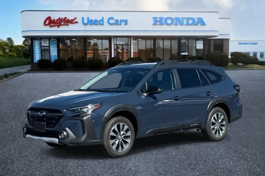 2023 Subaru Outback Limited photo 1