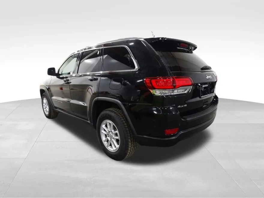 2020 Jeep Grand Cherokee Laredo E photo 3