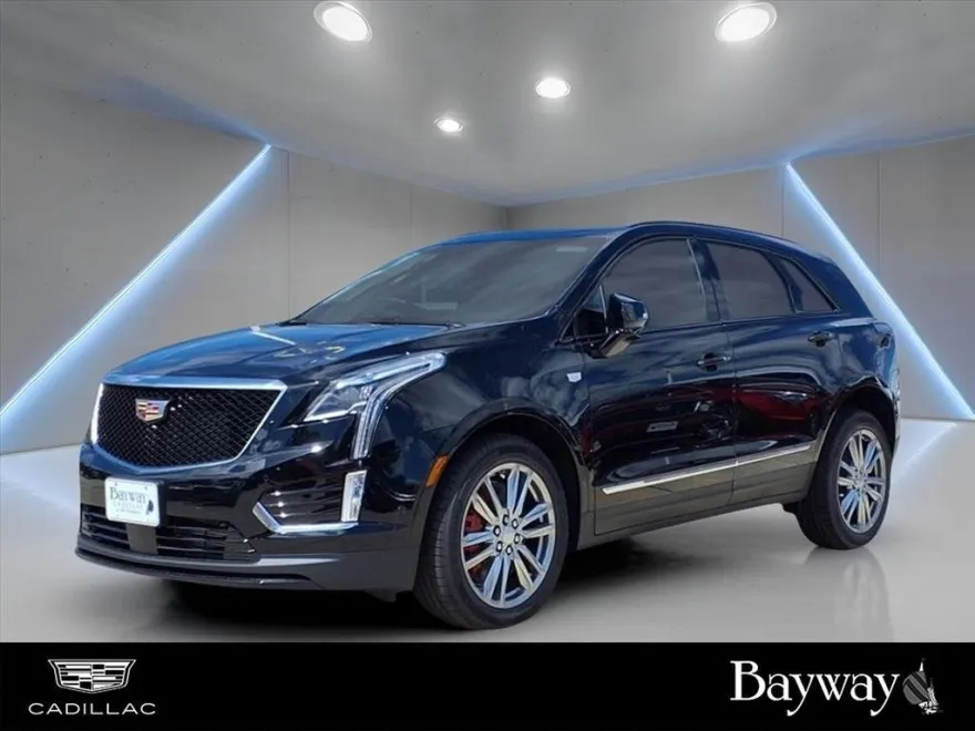2025 Cadillac XT5 Sport photo 1