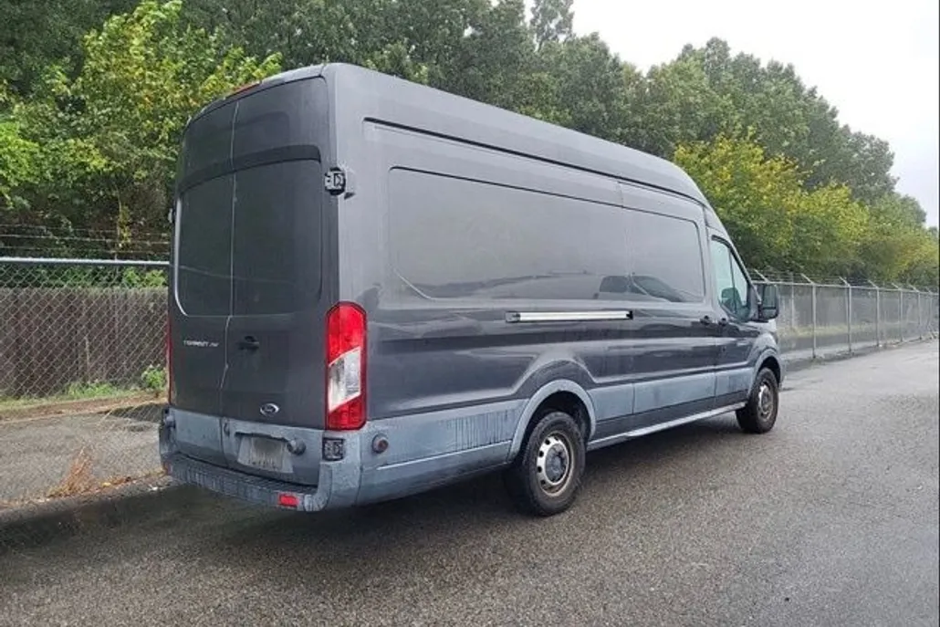 2017 Ford Transit photo 1