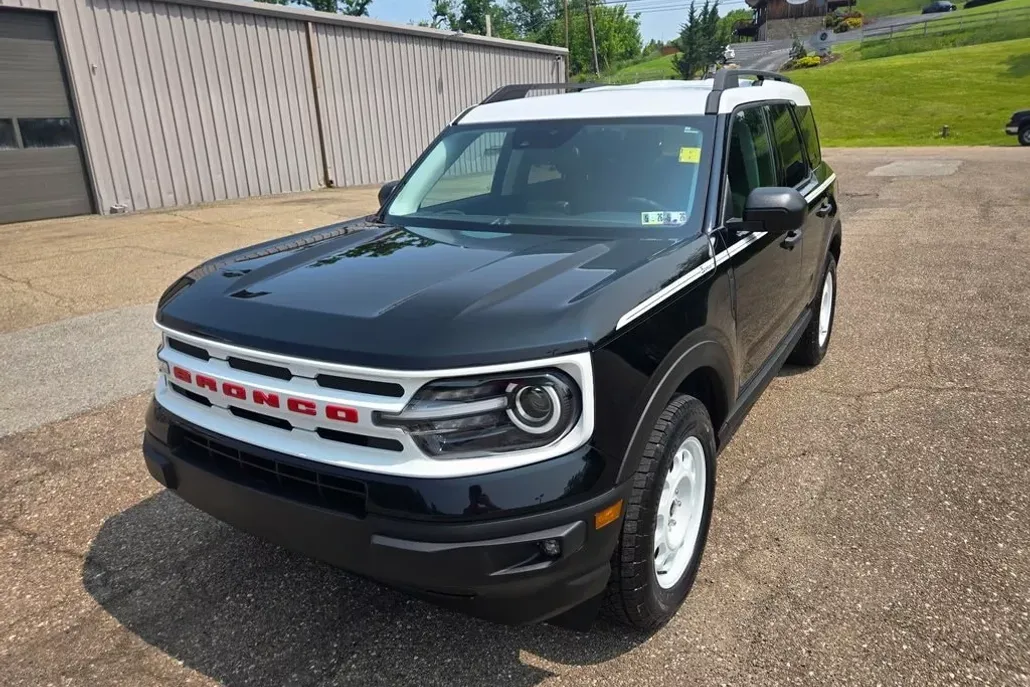 2024 Ford Bronco Sport Heritage photo 1