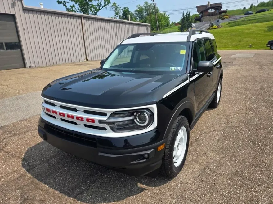 2024 Ford Bronco Sport Heritage photo 1