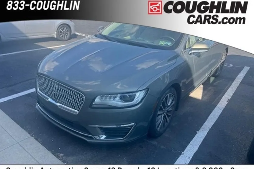 2017 Lincoln MKZ Premiere photo 1