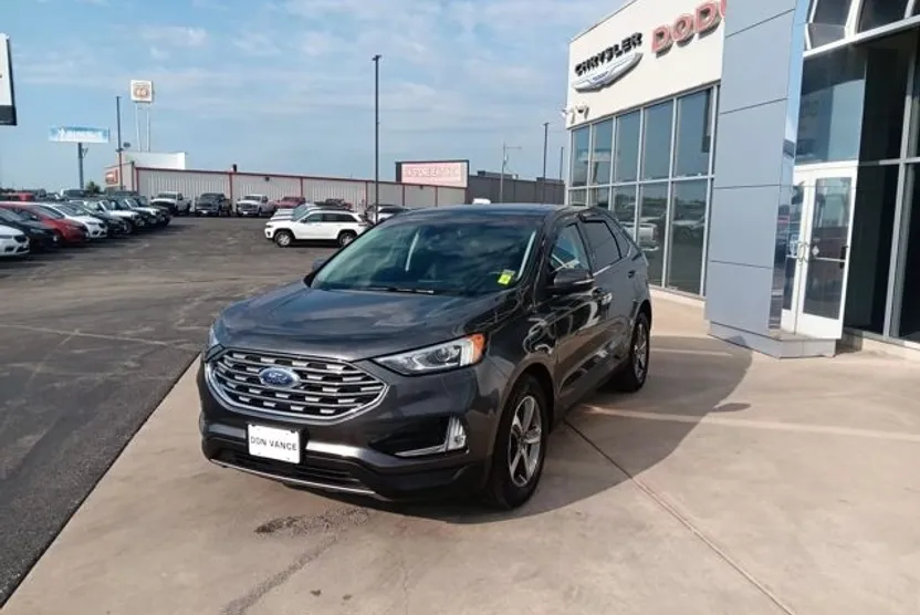 2020 Ford Edge SEL photo 1