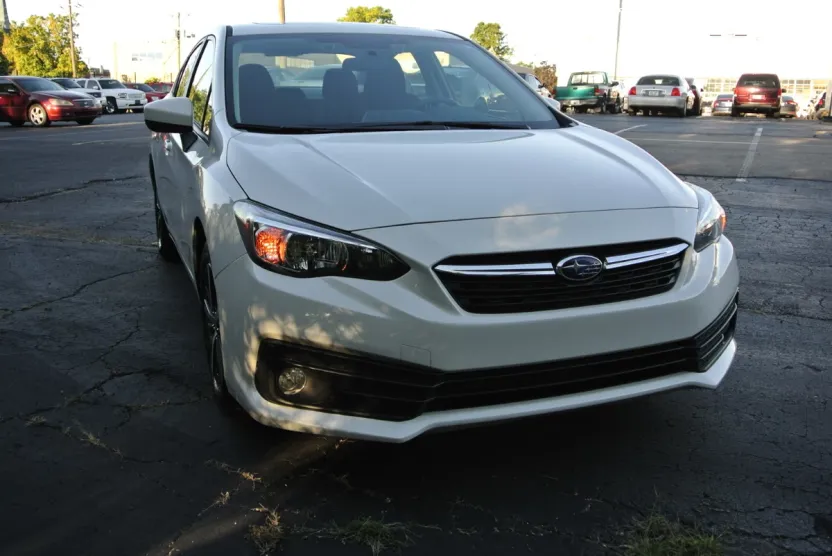 2022 Subaru Impreza Premium photo 1