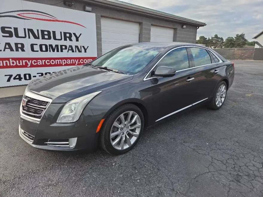 2016 Cadillac XTS Luxury photo 1
