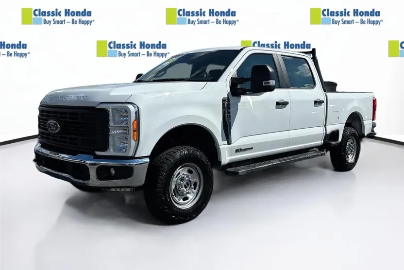 2023 Ford F-250 XL photo 1